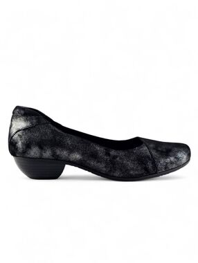 Classic Low Heel Women's Pump in Black Metallic